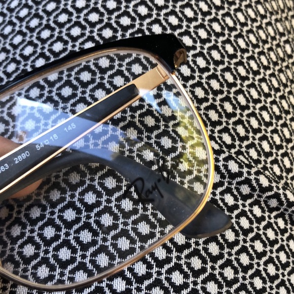 Unisex Ray ban glasses